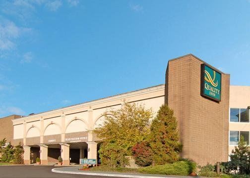 Quality Inn & Conference Center Maple Shade 外观 照片